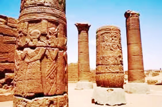 كتب نفيسة أحرقت ومتاحف تعرضت لاضرار جسيمة..  الحرب في السودان تعصف بتراث البلاد وآثارها وتاريخها